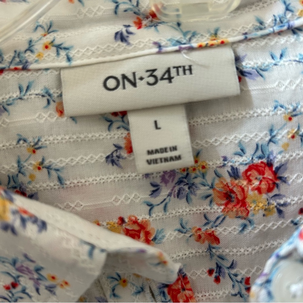 Floral Button-Up Shirt - Picture 4 of 6